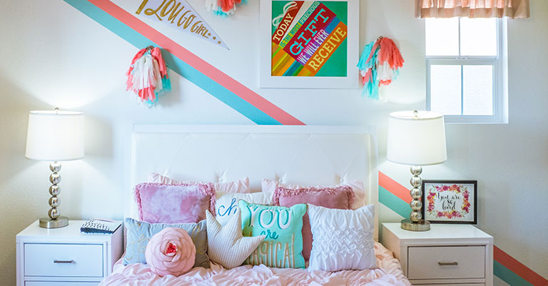 the candy cane style bedroom 